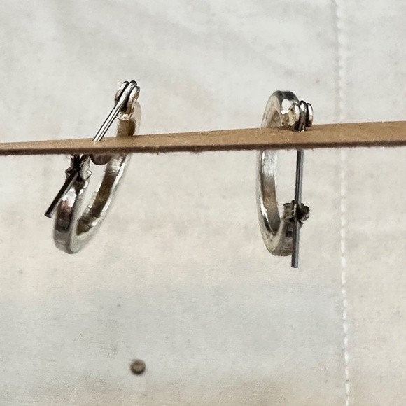 2/$15 Silver tone hinged hoop earrings Thin smooth hoops flat edges. - Picture 5 of 15